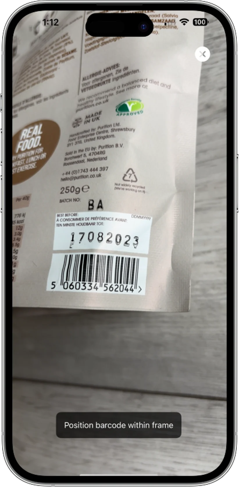 Zabihah camera view lining up a product barcode to scan